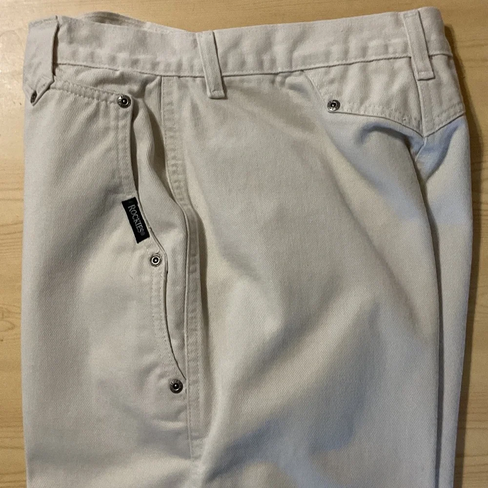 Vintage Rocky Mountain Jeans with Side Button Accents Size 11/12 inseam 36” - Picture 4 of 5
